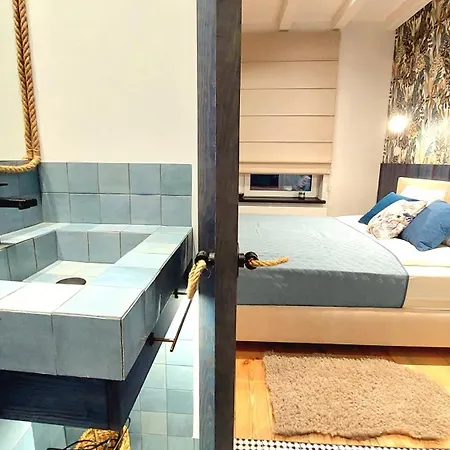 The Old Fisherman's Nest By Triapart *